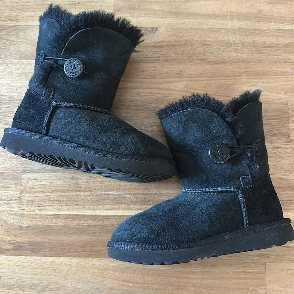 UGG Baiey Botton II boots